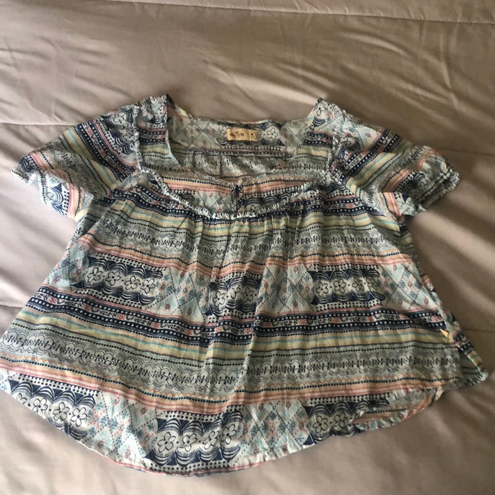 Hollister soft flowy top
